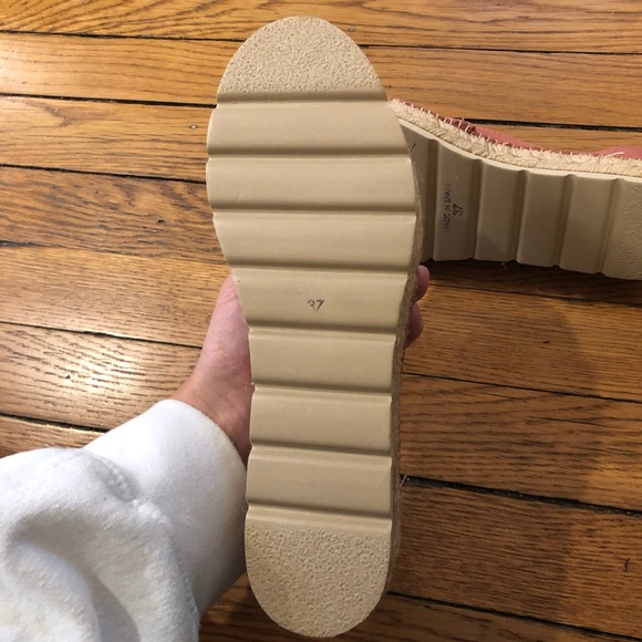 New Espadrilles - Picture 7 of 8